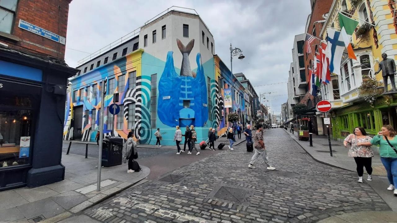 The Auld Dubliner Hotel Exterior foto